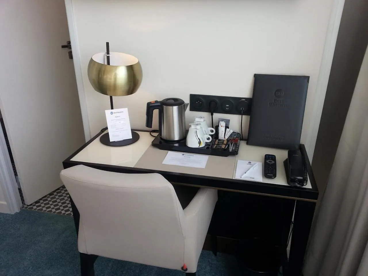 Best Western Hôtel Journel Paris Sud Ris-Orangis